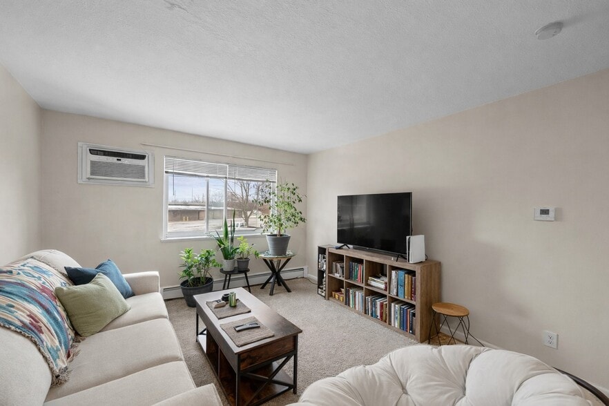 More Photos Of 540 W College St, Oberlin Apartments For Sale