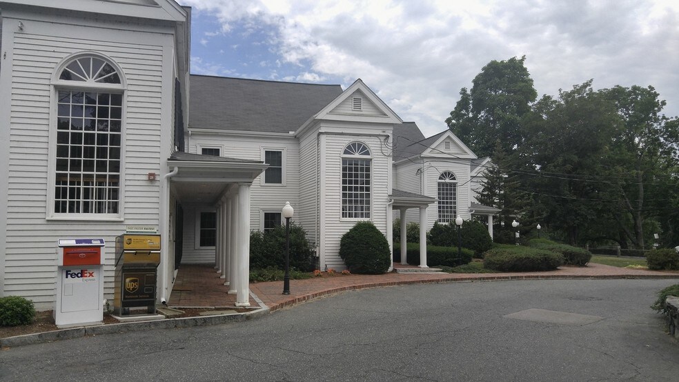 More Photos Of 6 Pleasant St, Natick Unknown For Lease