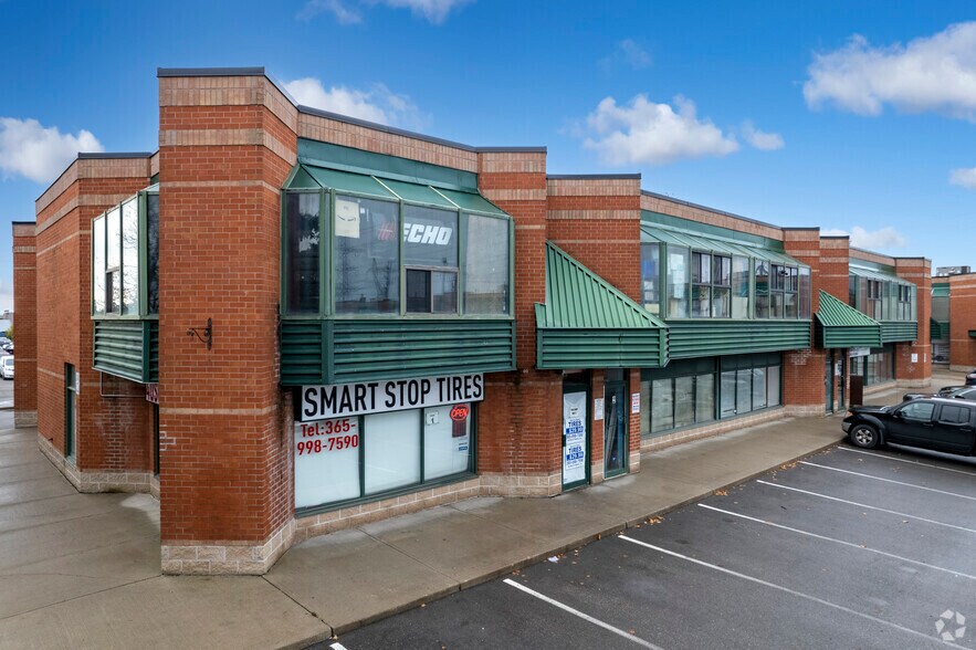 Primary Photo Of 140 Regina Rd, Vaughan Light Manufacturing For Lease