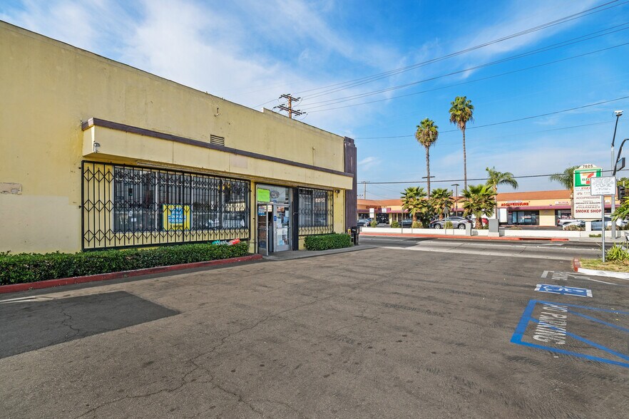 More Photos Of 5658 Clara St, Bell Gardens Supermarket For Sale