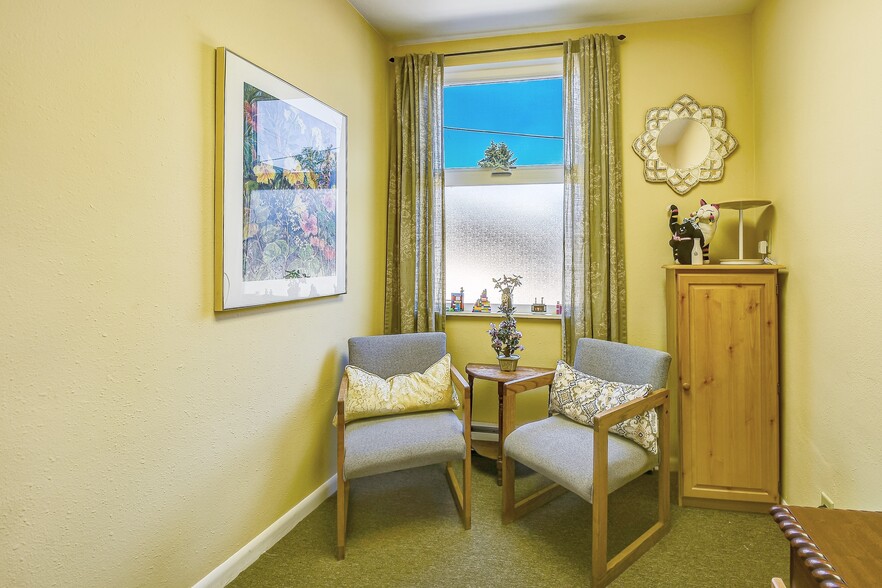 More Photos Of 920 N 1st St, Renton Medical For Sale