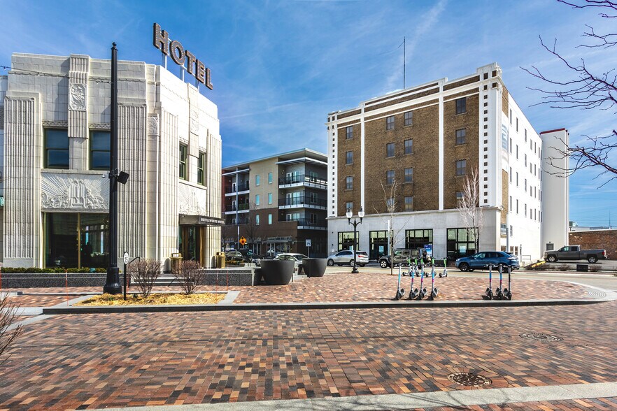 More Photos Of 863 Massachusetts Ave, Indianapolis Office For Lease