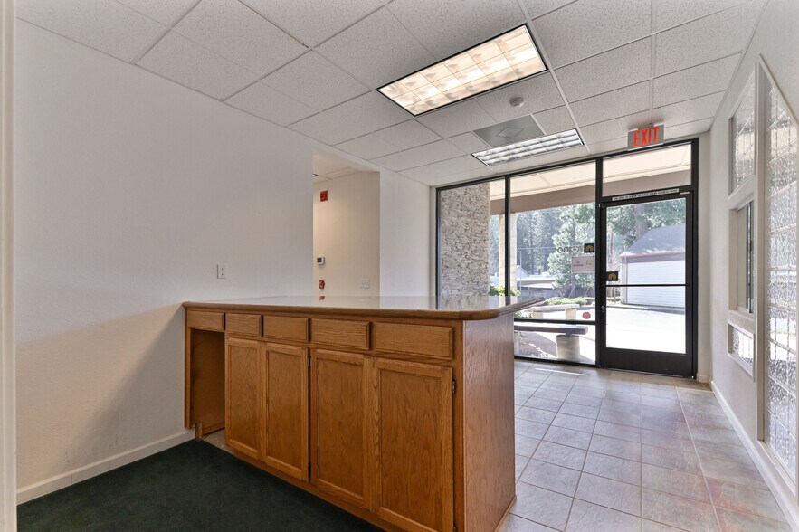 More Photos Of 1111 Dunbar Rd, Arnold Office For Sale