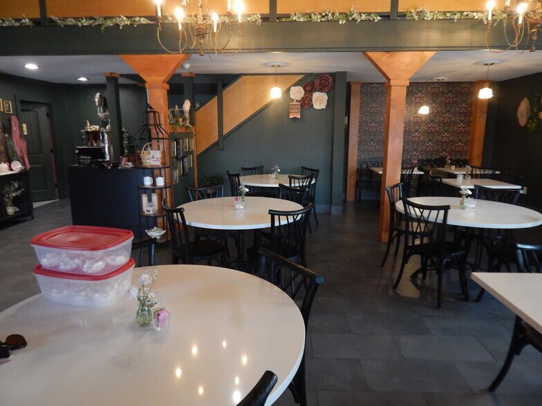 More Photos Of 62 Overbrook St, Waynesville Specialty For Sale