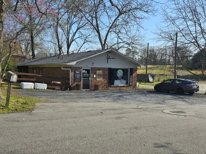 More Photos Of 2759 S Main St NW, Kennesaw Restaurant For Sale