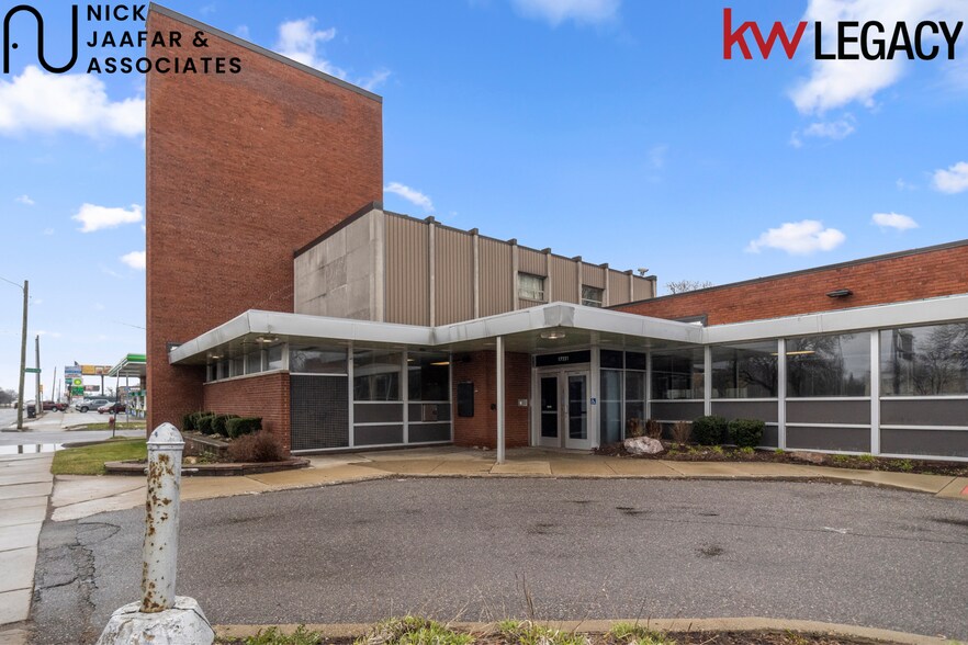 More Photos Of 17221 W 8 Mile Rd, Detroit Bank For Sale