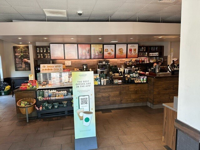 More Photos Of 1459 Bethlehem Pike, Flourtown Restaurant For Lease