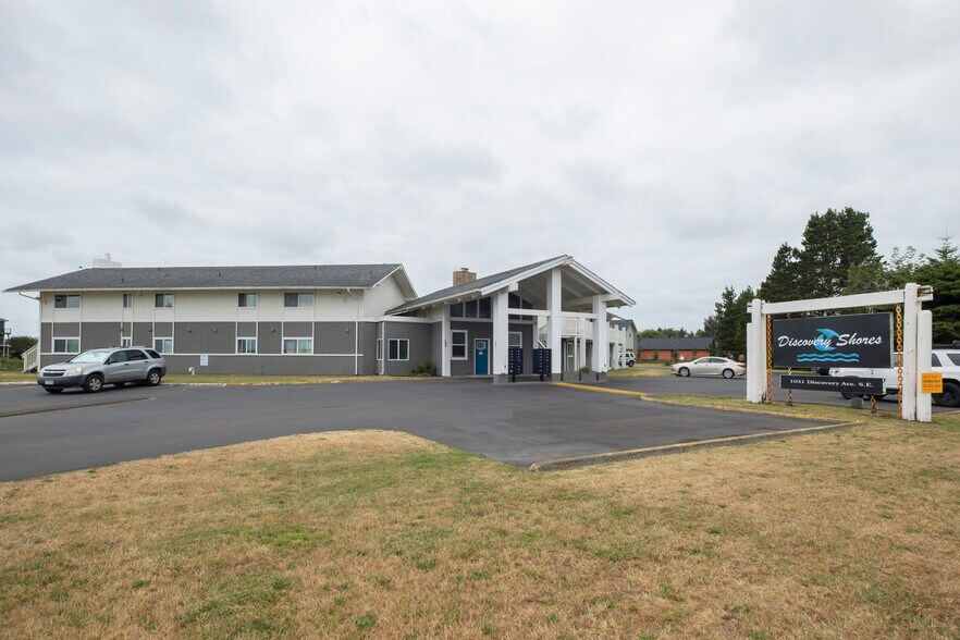 More Photos Of 1031 Discovery Ave SE, Ocean Shores Apartments For Sale