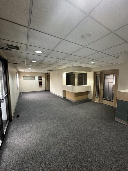 More Photos Of 707 W Francis Ave, Spokane Medical For Lease
