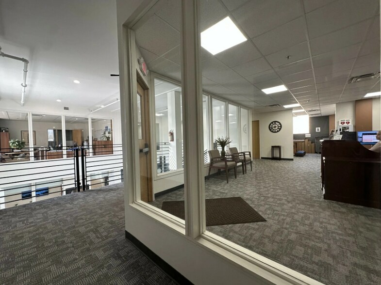 More Photos Of 220 Main St E, Mankato Office For Lease