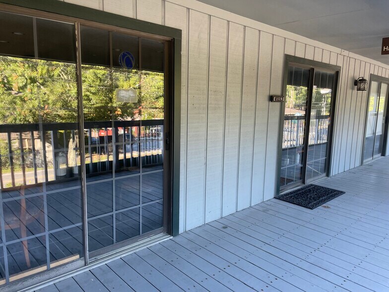 More Photos Of 130 US 64 E, Cashiers Medical For Sale