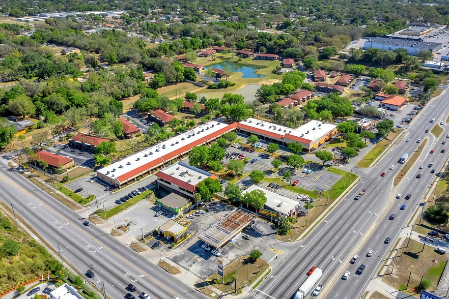 More Photos Of 6801-6925 W Colonial Dr, Orlando Unknown For Lease