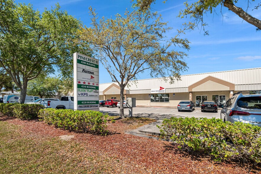 More Photos Of 4200 Dow Rd, Melbourne Warehouse For Sale