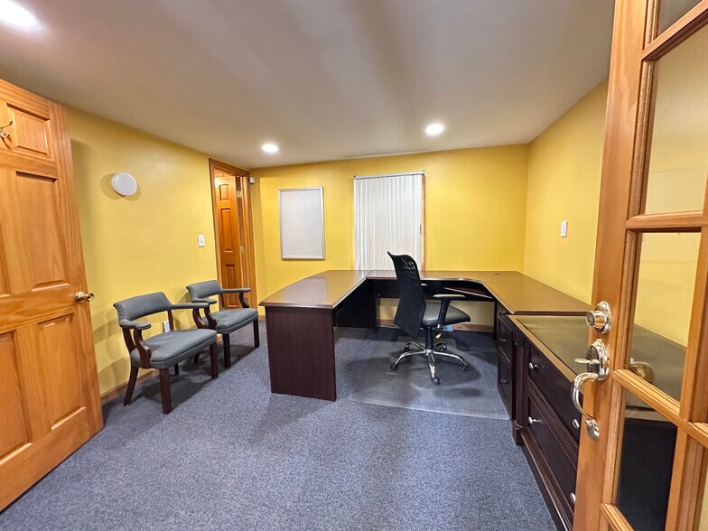 More Photos Of 799 Front St, Chicopee Office For Sale