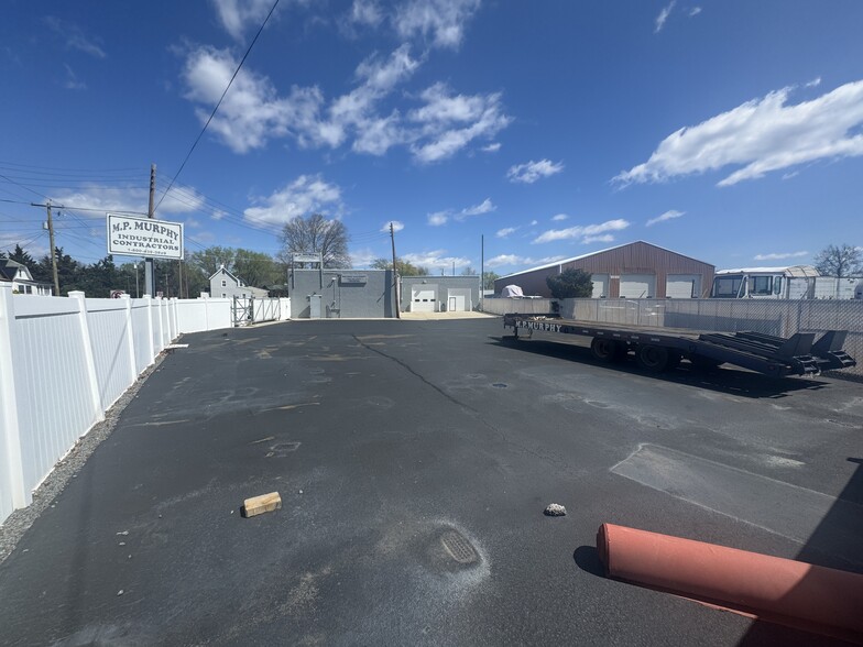 More Photos Of 1626 S Commerce St, Paulsboro Auto Repair For Lease