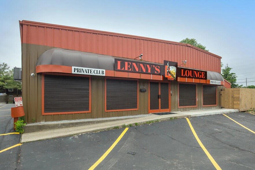 More Photos Of 3700 Klondike Ln, Louisville Freestanding For Sale