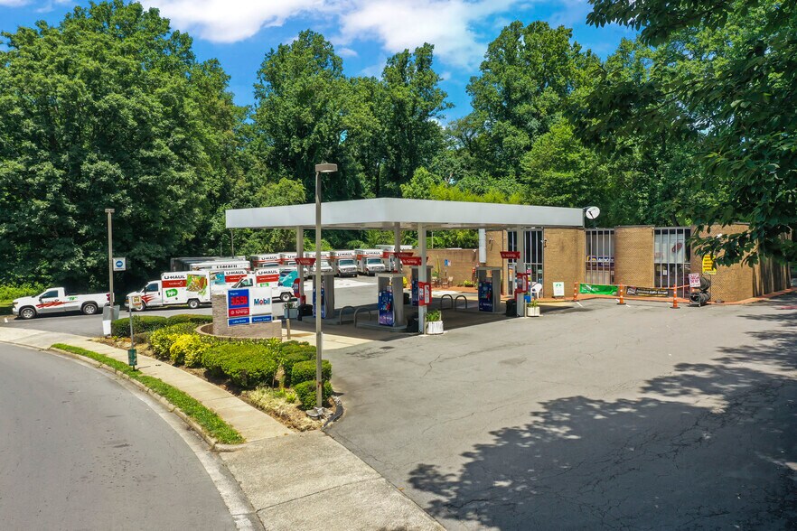 More Photos Of 11410 N Shore Dr, Reston Service Station For Sale