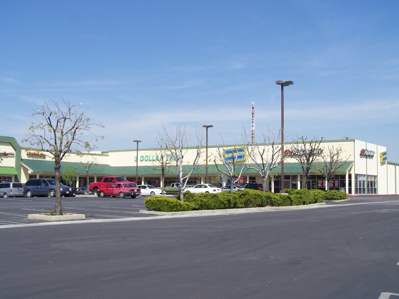 More Photos Of 601-633 Cecil Ave, Delano General Retail For Lease