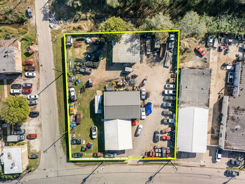More Photos Of 4107 Weslow St, Houston Warehouse For Sale