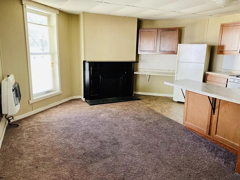 More Photos Of 617 W Franklin St, Shelbyville Apartments For Sale