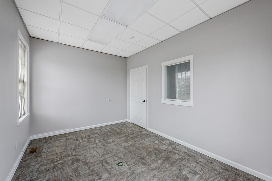 More Photos Of 1360 Montauk Hwy, Mastic Office For Sale