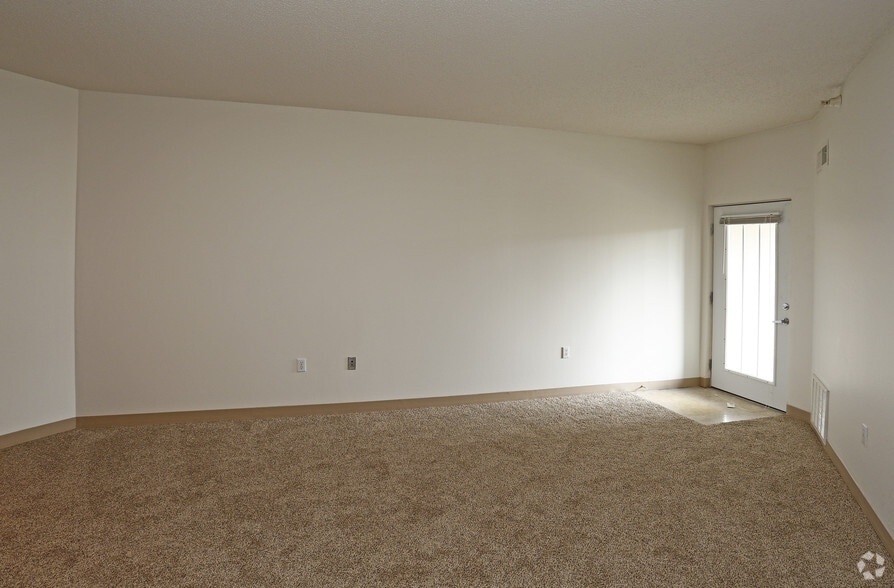 More Photos Of 12700 Nicollet Ave, Burnsville Apartments For Lease