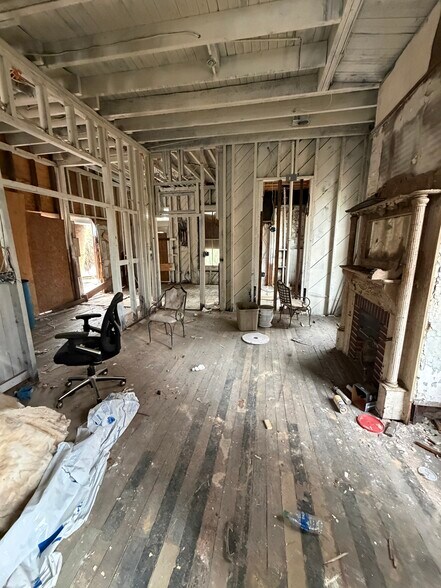 More Photos Of 217 E 38th St, Savannah Multifamily For Sale