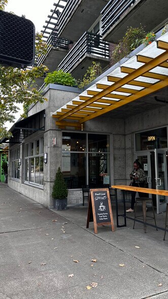 More Photos Of 2241-2245 Eastlake Ave, Seattle Storefront Retail Residential For Sale