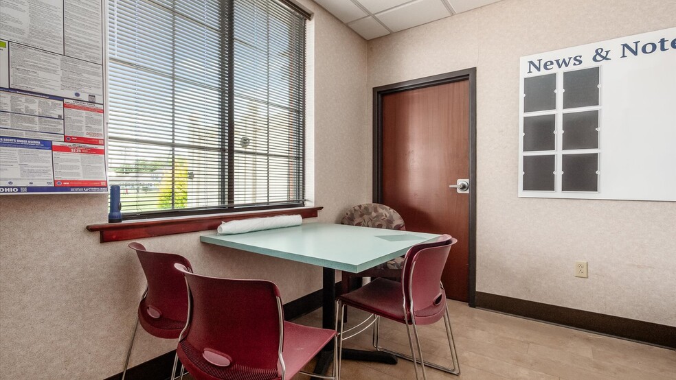 More Photos Of 220 E State St, Newcomerstown Bank For Sale