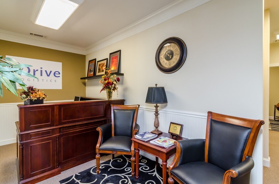 More Photos Of 1350 Wooten Lake Rd, Kennesaw Office For Lease