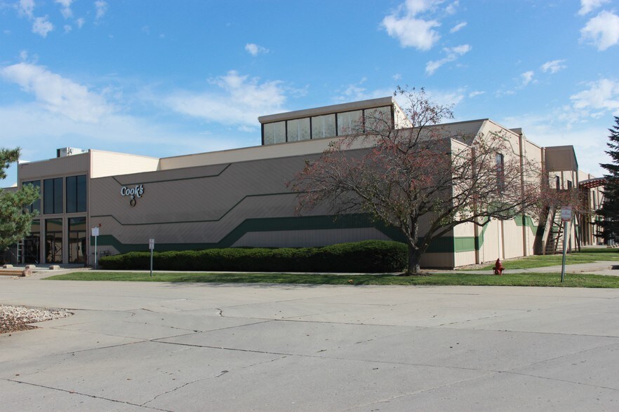 More Photos Of 1700 S 1st Ave, Iowa City General Retail For Sale