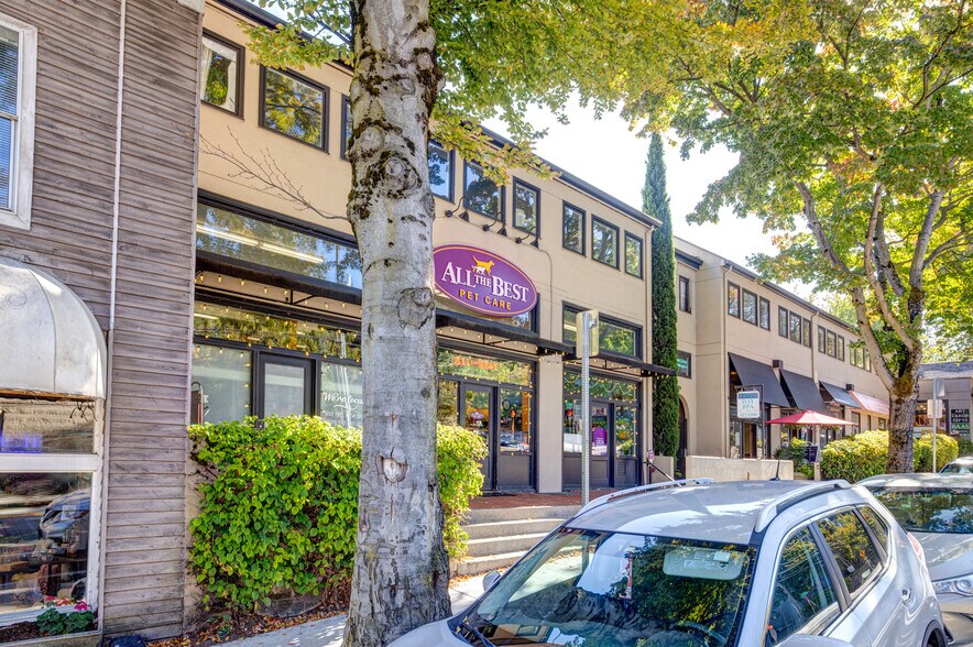 More Photos Of 2711 E Madison St, Seattle Storefront Retail Office For Sale