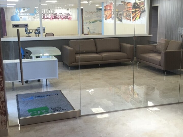 More Photos Of 2741 W 76th St, Hialeah Warehouse For Lease