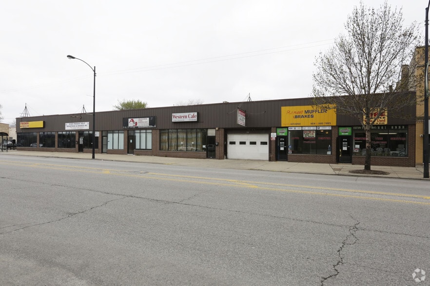 Primary Photo Of 5700-5716 N Western Ave, Chicago Storefront For Lease