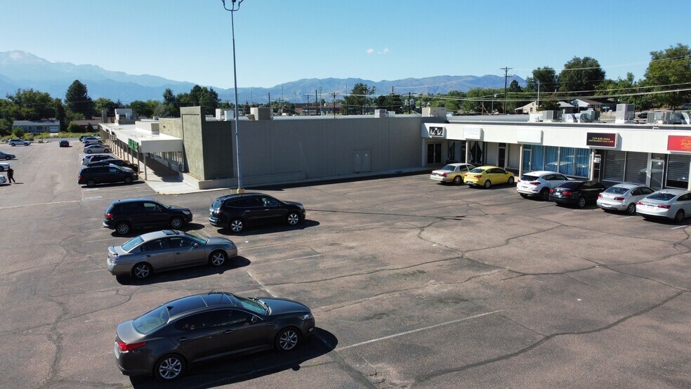 More Photos Of 1825-1865 North Circle Dr, Colorado Springs General Retail For Lease
