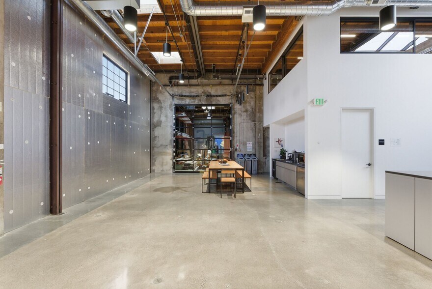 More Photos Of 1401 Old County Rd, San Carlos Manufacturing For Sale