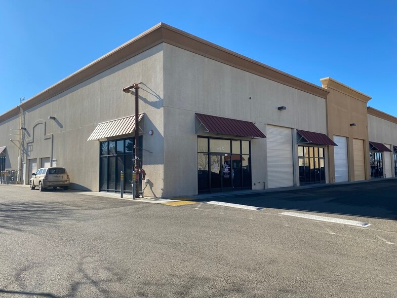 More Photos Of 460 W Larch Rd, Tracy Warehouse For Sale