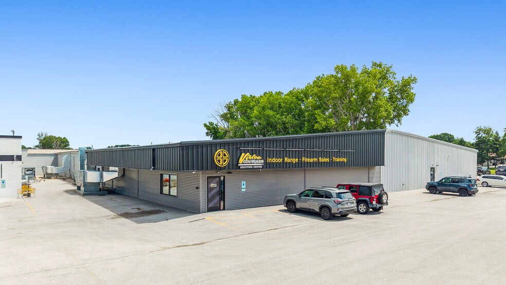 More Photos Of 1019 Egg Harbor Rd, Sturgeon Bay General Retail For Lease
