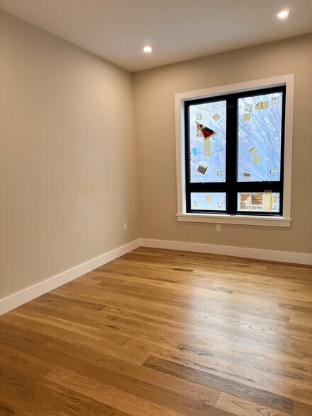 More Photos Of 121 Washington St, Somerville Apartments For Sale