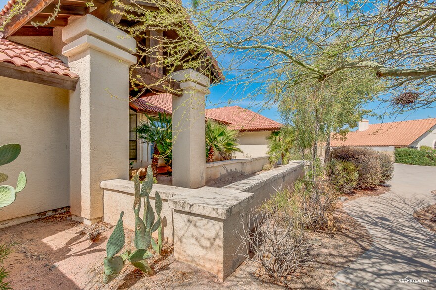 More Photos Of 14414 N 29th St, Phoenix Assisted Living For Lease