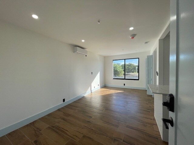 More Photos Of 2032-2036 N Dixie Hwy, West Palm Beach Apartments For Sale