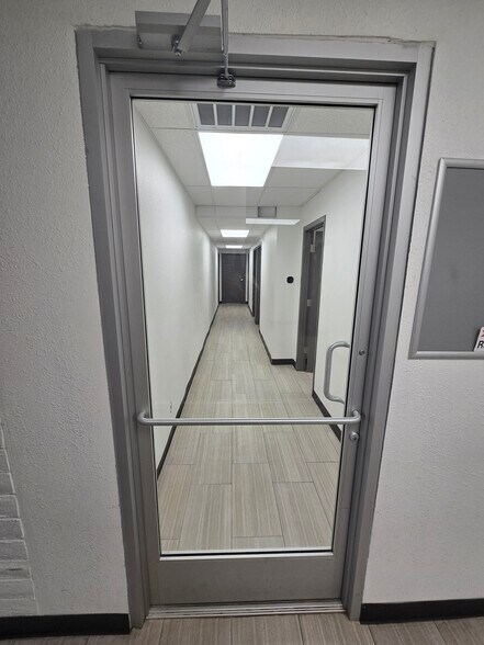 More Photos Of 7145 Industrial Ave, El Paso Unknown For Lease