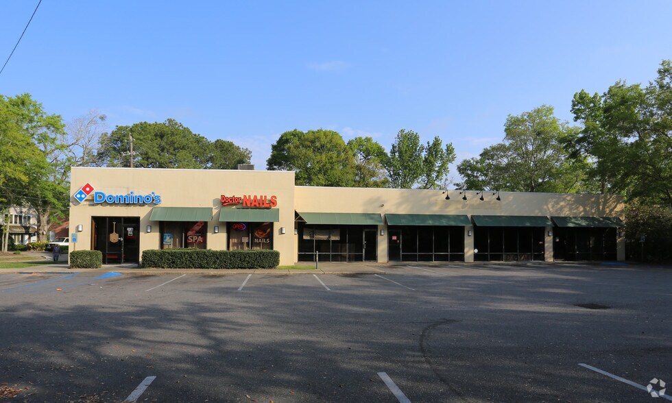 More Photos Of 1616 Government St, Mobile General Retail For Lease