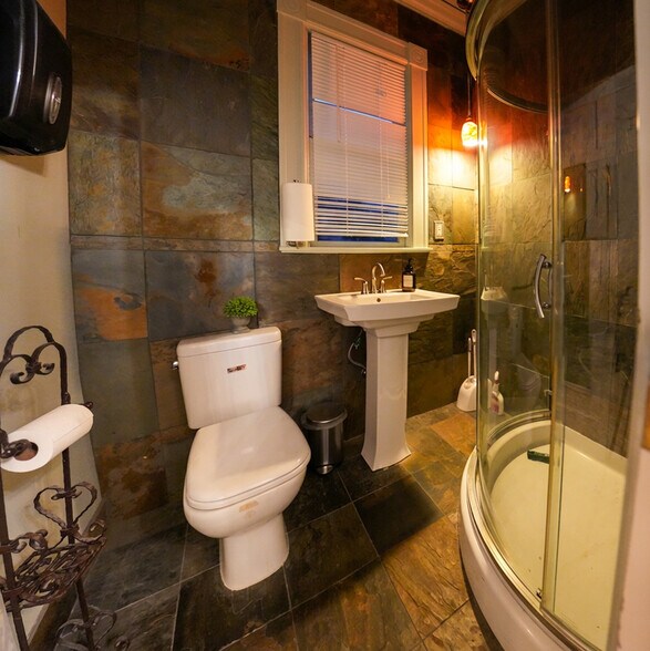 More Photos Of 242 W Liberty St, Reno Office Residential For Sale