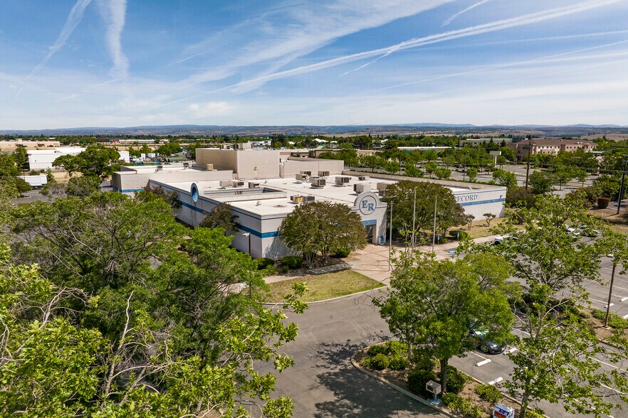 More Photos Of 400 E Park Ave, Chico Office For Sale