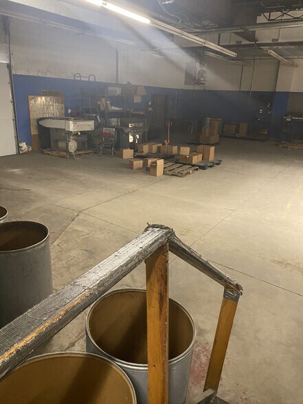 More Photos Of 310 2nd St NE, Austin Office For Sale