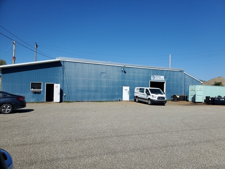 More Photos Of 1600 Cranberry St, Erie Warehouse For Sale