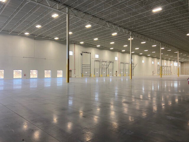 More Photos Of 16575 S Theden St, Olathe Distribution For Lease