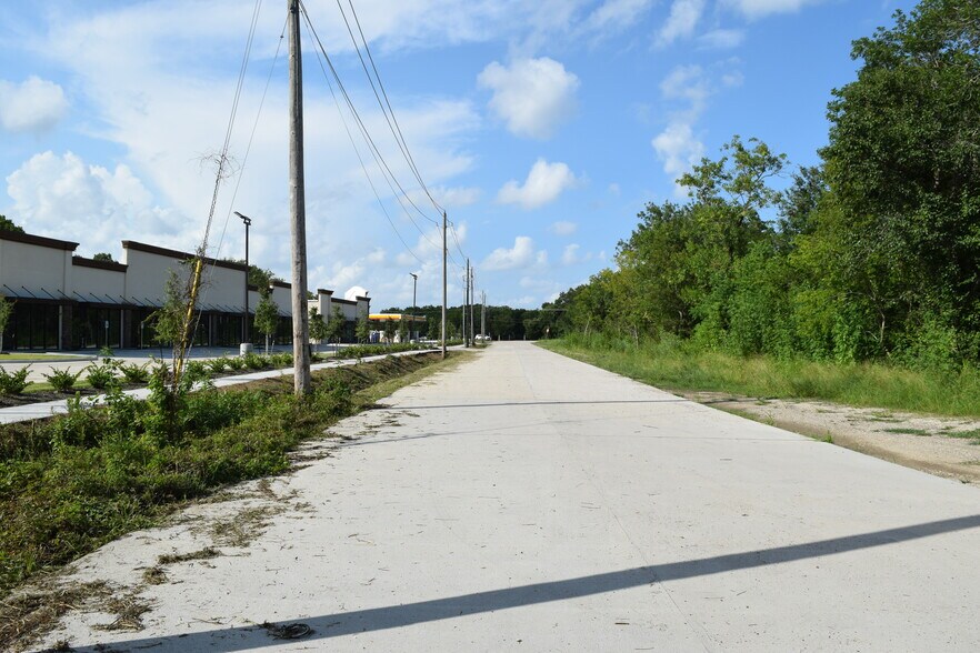 More Photos Of 2304 Old Rd, Friendswood Land For Sale