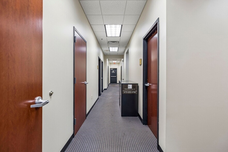 More Photos Of 8115 Isabella Ln, Brentwood Loft Creative Space For Sale
